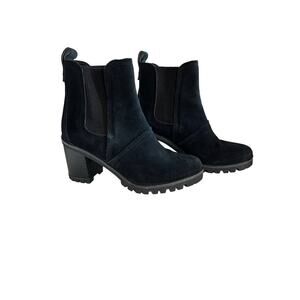 Ugg Black Hazel Waterproof Suede Lug Ankle Boots Sz. 7
